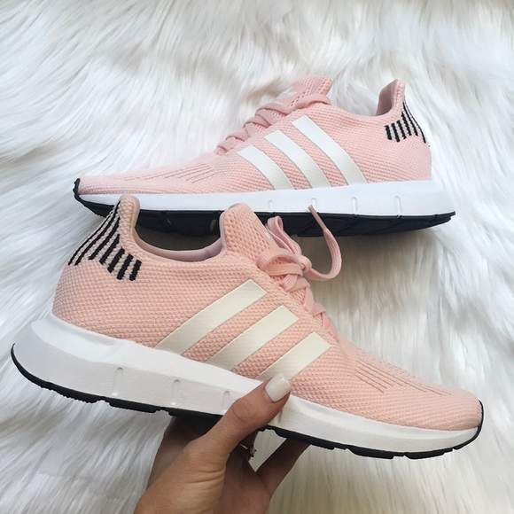 Women’s Adidas Swift Run Pink - Picture 2 of 7